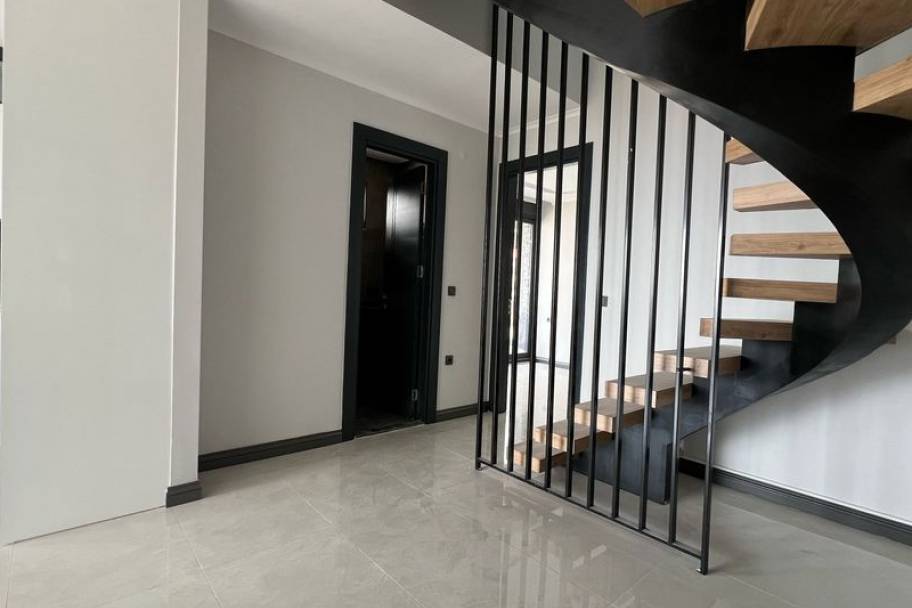 Property Detail